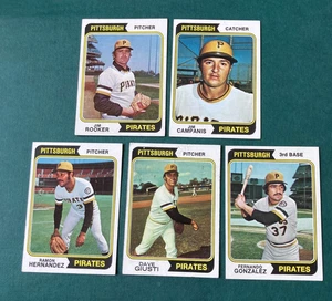 LOTE DE 5 TARJETAS DE BÉISBOL 1974 PITTSBURGH PIRATES ROOKER, CAMPANIS, GIUSTI, GONZALEZ - Imagen 1 de 2