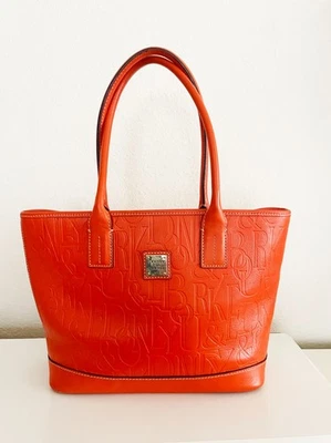 Bolso de Mano Dooney & Bourke Monograma Doble Asa Correa Naranja Foto 1 de 4