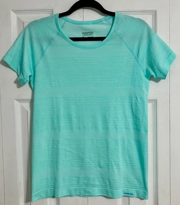 Blusa feminina Patagonia Gatewood manga curta média azul-petróleo roupa ativa ao ar livre - Imagem 1 de 4