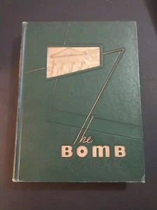1949 Iowa State College Yearbook The Bomb Cyclones - Imagen 1 de 7