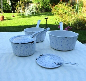 ANTIQUE FRENCH SET OF 3 GRANITEWARE ENAMELED METAL SAUCEPANS 2 LIDS EARLY 1920"  - Picture 1 of 12