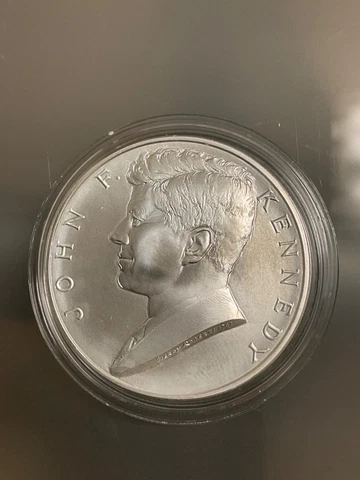 2015 John F. Kennedy Silver Medal (Chronicles Set) - RAW COIN, MILK SPOT Cover