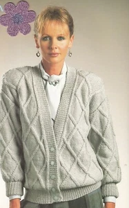 Ladies Knitting Pattern Jacket/Cardigan copy 8 ply - Picture 1 of 2