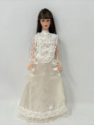Vestido de noiva vintage Mego Barbie roupas clone boneca cetim renda nupcial - Imagem 1 de 4