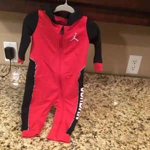 Jordan Baby Sweat Romper Hooded 9 Months - Picture 1 of 7