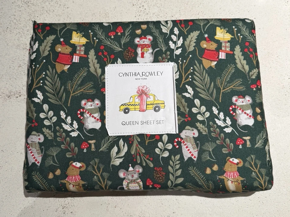 全新带标签 Cynthia Rowley Christmas Mouse Holly Leaves 深绿色大号床单套装 — 第 1/1 张图片