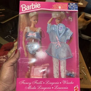 Vintage 1993 Barbie Fancy Frills Lingerie Fashions Clothing Set 10761 HTF - Picture 1 of 4