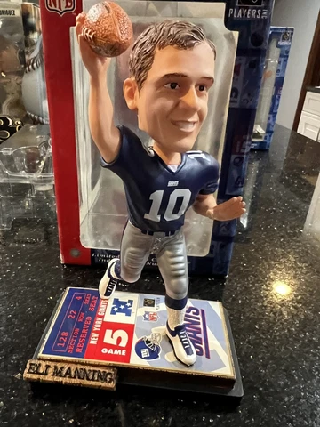 New York Giants NFL Eli Manning action bobblehead blue uniform Cover
