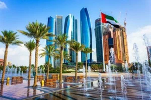 ABU DHABI SKYLINE GLOSSY POSTER PICTURE PHOTO BANNER uae capital emirates 3488 - Picture 1 of 1
