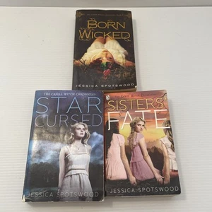The Cahill Witch Chronicles Books 1-3 By Jessica Spotswood x 3 PB - Bild 1 von 12