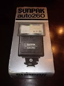 SUNPAK Auto 260 Cameral Flash w/Box-No manual-Electronic flash Unit - Picture 1 of 7