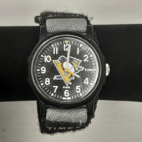 TESTED WORKING TIMEX PITTSBURGH PENGUINS Recruit Watch NHL Hook and Loop Band Cover