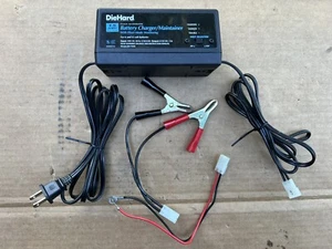 🇺🇸DieHard 200.71220 Battery Charger 1.5 Amp Maintainer 6 & 12V Float Mode🇺🇸 - Picture 1 of 8