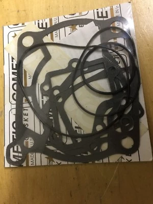 NUEVO JUEGO DE JUNTAS DE EXTREMO SUPERIOR COMETIC 1992-94 SUZUKI RM250 W5431 Foto 1 de 2