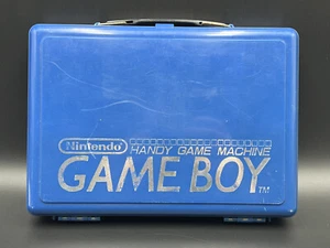 Rara custodia da viaggio in plastica rigida blu per Nintendo Game Boy DMG - Foto 1 di 9