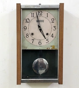 Vintage wissenschaftliche Wanduhr mit Pendel voll funktionsfähig antiker Zeitmesser. - Bild 1 von 7
