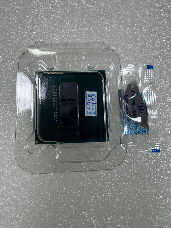 Intel Core Extreme i7-4930MX SR15M 3.0GHz 4 Core 8M FCPGA946 Notebook Processor - Image 1 of 4