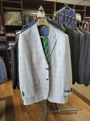 Abrigo deportivo para hombre 40 regular con corbata Foto 1 de 3