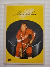 Gordie Howe 1962-63 Parkhurst Card #30