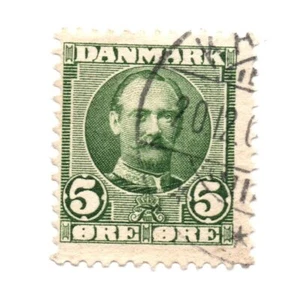 Estampilla usada verde de Dinamarca 1907, rey Federico VIII, 5 orejas, sc#72, verde - Imagen 1 de 1