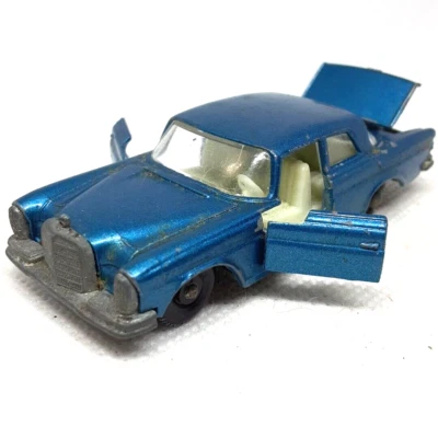 Lesney Matchbox Superfast Mercedes 300SE Nº46 1968 Aqua Hecho en Reino Unido Foto 1 de 4