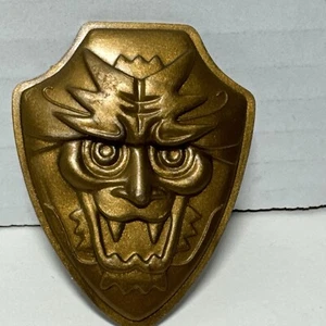 Galaxy Warriors Gold Shield Heroes He-Man MOTU Excellent Condition - Shield Only - Picture 1 of 6