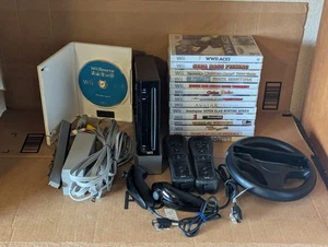 Nintendo Wii Console Nera RVL-001 con Wii Telecomandi Sportivi Nunchuks Giochi Cavi - Foto 1 di 21