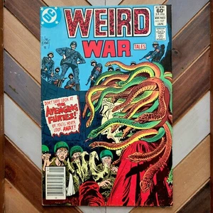 WEIRD WAR TALES #107 EN MUY BUENA CONDICIÓN DC 1982 SEGUNDA GUERRA MUNDIAL Kubert cubierta HORROR + carta de Todd McFarlane - Imagen 1 de 6