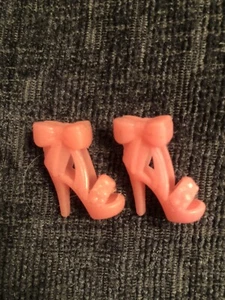 Vintage BARBIE PUPPEN KLEIDUNG/SCHUHE *MATTEL PINK HIGH HEELS - Bild 1 von 1