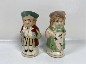 Vintage Colonial Couple Salt and Pepper Shakers with Handles Made in Japan - Picture 1 of 6