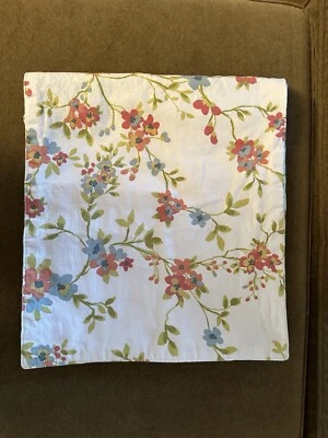 Cynthia Crowley Table Runner Floral Multicolor 64 X 14.50 - Image 1 of 4