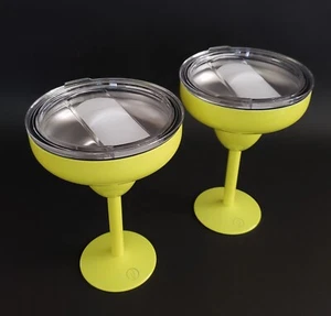 VAANSHIE Cocktails Martini/Margaritas 2-Pack w Lids YELLOW Tumblers 10 oz. NEW - Picture 1 of 7