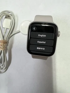 Apple Watch Series 4 44mm Silver gps + Cellular Black Sport Band unlocked - Photo 1 sur 4