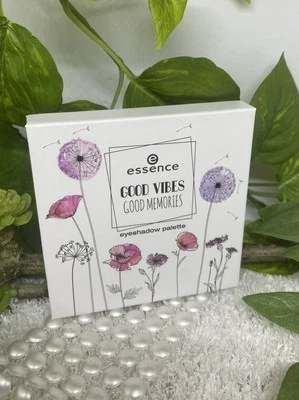 essence GOOD VIBES GOOD MEMORIES Eyeshadow Palette Lidschatten 9 Farben 13,5 g - Bild 1 von 3