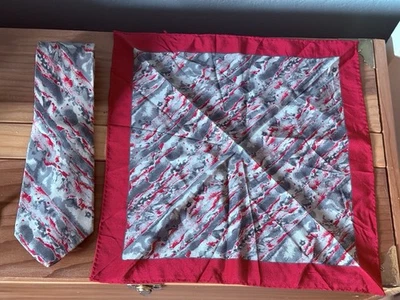 "Corbata Carlo Palazzi 100 % seda + cuadrado de bolsillo a juego gris rojo patrón Italia 60""" Foto 1 de 4