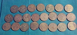 Lot 23 Vintage CHUCK-E-CHEESE Brass Game Play Tokens Various Dates 1983 & Up - Picture 1 of 4