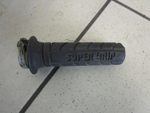 B4. Honda NSR 125 JC20 Gas Pipe Twist Grip Throttle Rubber Grip Gas Handle Pipe - Picture 1 of 3
