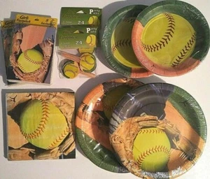 GIRLS FASTPITCH Softball  Birthday Party Supply SUPER KIt w/ Balloons & Invites - Picture 1 of 8