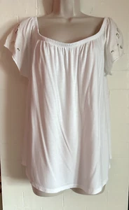 OLD NAVY WHITE ELASTICIZED SCOOP NECK TOP W/CUT OUT CAP SLEEVE DETAIL, LARGE - Picture 1 of 4