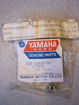 ANILLO CARBURADOR YAMAHA TX XS XS1 XS2 500 650 750 1976-98 NOS OEM 256-14918 Foto 1 de 4