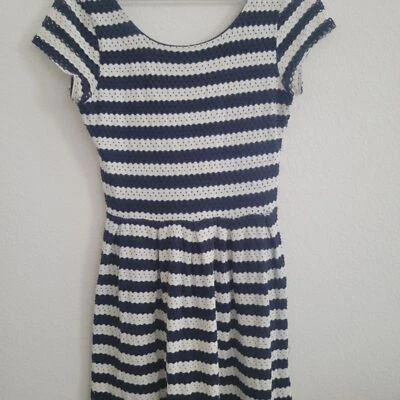 Vestido Aqua Azul y Blanco Ojales Rayas Mujer Grande Preppy Náutico  Foto 1 de 4