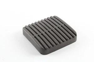 PEDAL PAD RUBBER BRAKE / CLUTCH FOR TOYOTA COASTER ( CHECK APPLICATION BELOW) - Picture 1 of 7