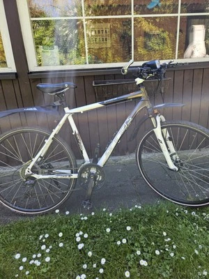 Crossbike Herrenrad 28er    - Bild 1 von 4