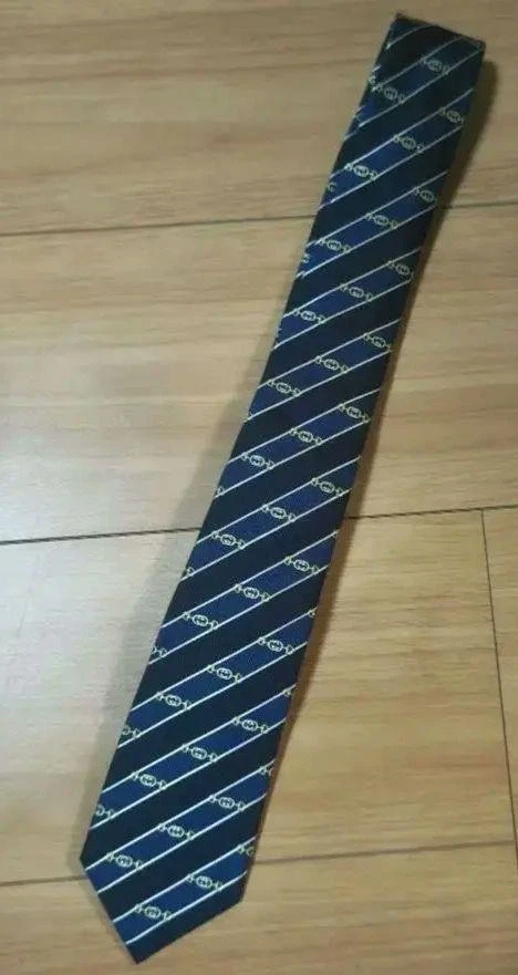 Gucci Neck Tie Skinny Navy White Stripe 100%Silk Italy unused mint gift F/S - Image 1 of 4