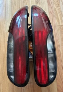 Juego de luces traseras 93-02 Chevrolet Camaro Z28 SS OEM GM 16516864 16516863 - Imagen 1 de 14