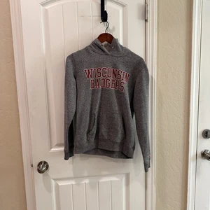 Women’s Wisconsin Badgers Hoodie Size S - Picture 1 of 9