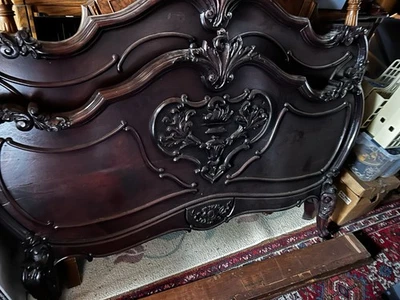 Marco de cama de caoba del siglo XIX con barandillas originales. Recogida local gratuita Foto 1 de 2