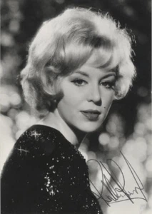 KATHY KIRBY Signed Photograph - Pop Singer - 6"x4" reprint - Picture 1 of 1