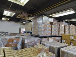 Cisco C1200-24T-4X network switch Managed L2/L3 Gigabit Ethernet - Picture 1 of 2