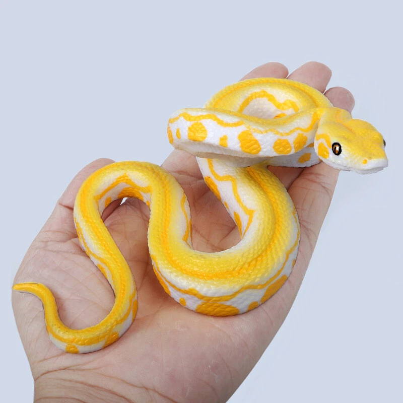 Serpiente de goma grande realista realista broma de miedo juguete broma fiesta utilería jardín Foto 1 de 4